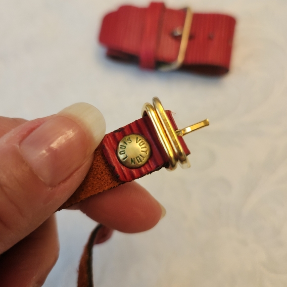 Louis Vuitton Red Epi Luggage Tag and Poignet - Picture 10 of 12
